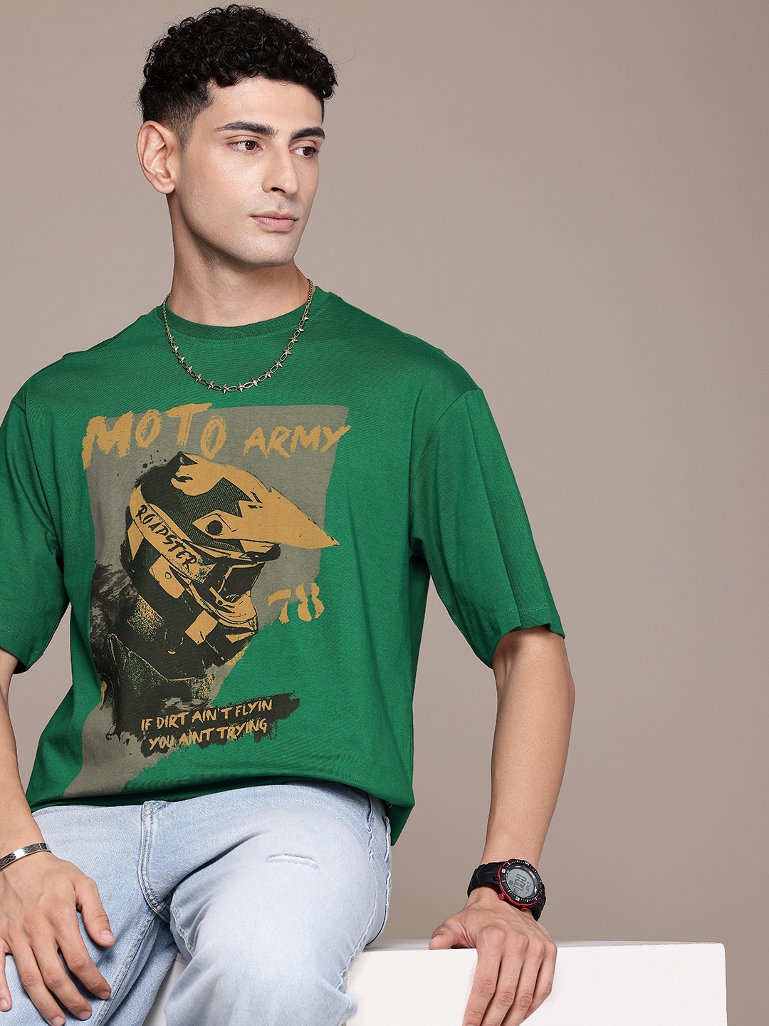 The Roadster Life Co. Pure Cotton Printed Drop-Shoulder Sleeves Relaxed Fit T-shirt, Green
The Roadster Life Co. Pure Cotton Printed Drop-Shoulder Sleeves Relaxed Fit T-shirt, Green