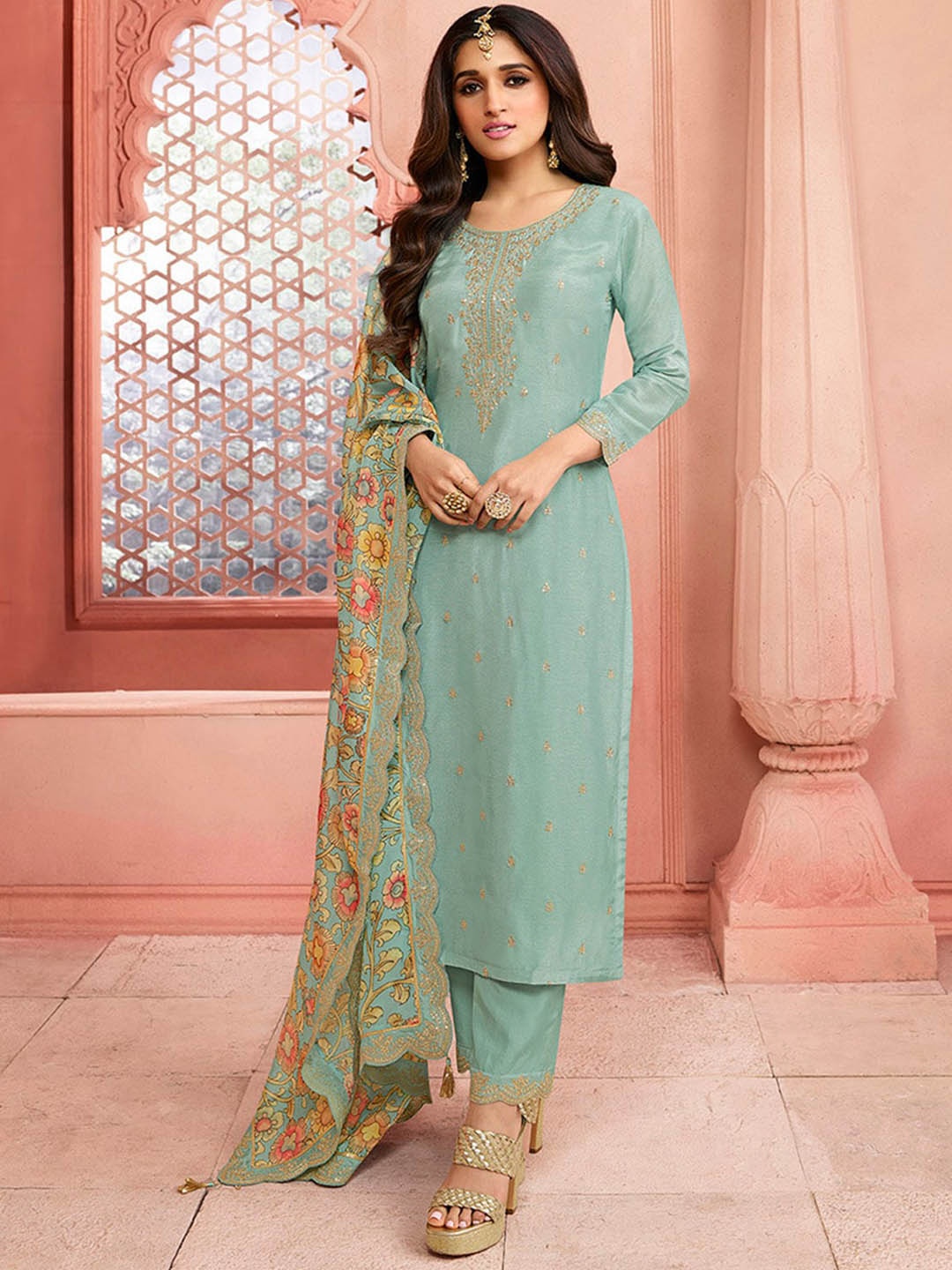 Seerat Ethnic Motifs Embroidered Dola Silk Kurta with Trousers & Dupatta, Turquoise blue
Seerat Ethnic Motifs Embroidered Dola Silk Kurta with Trousers & Dupatta, Turquoise blue