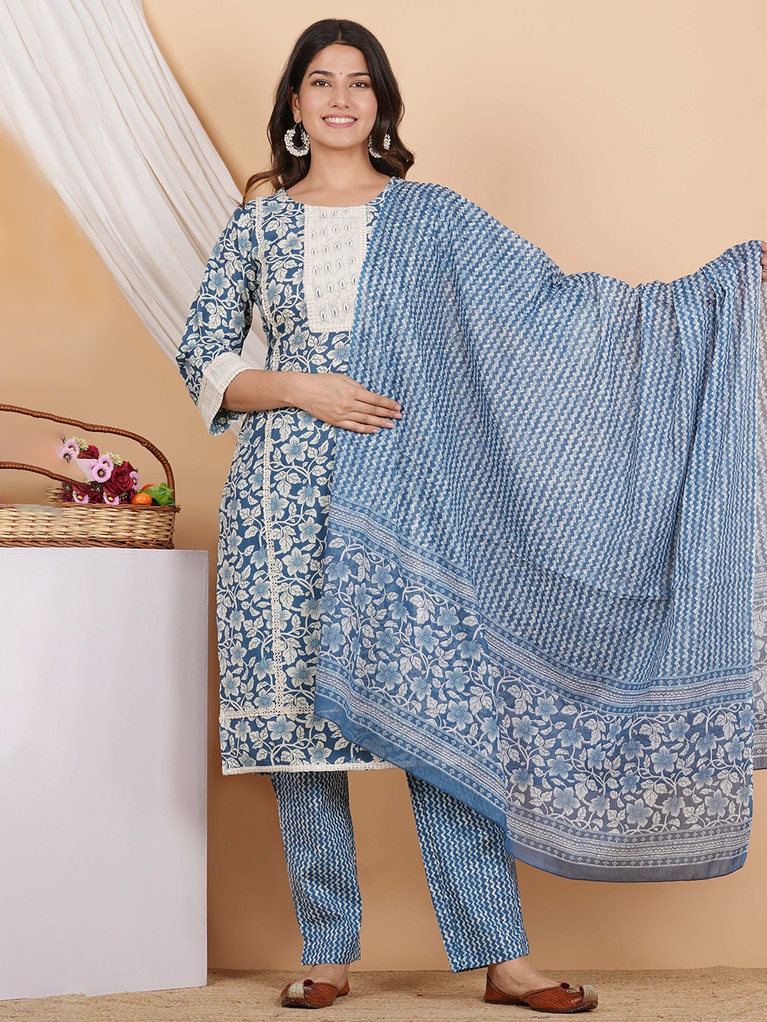 ZOYOTO Ethnic Motifs Printed Regular Thread Work Pure Cotton Kurta With Trousers & Dupatta, Blue
ZOYOTO Ethnic Motifs Printed Regular Thread Work Pure Cotton Kurta With Trousers & Dupatta, Blue