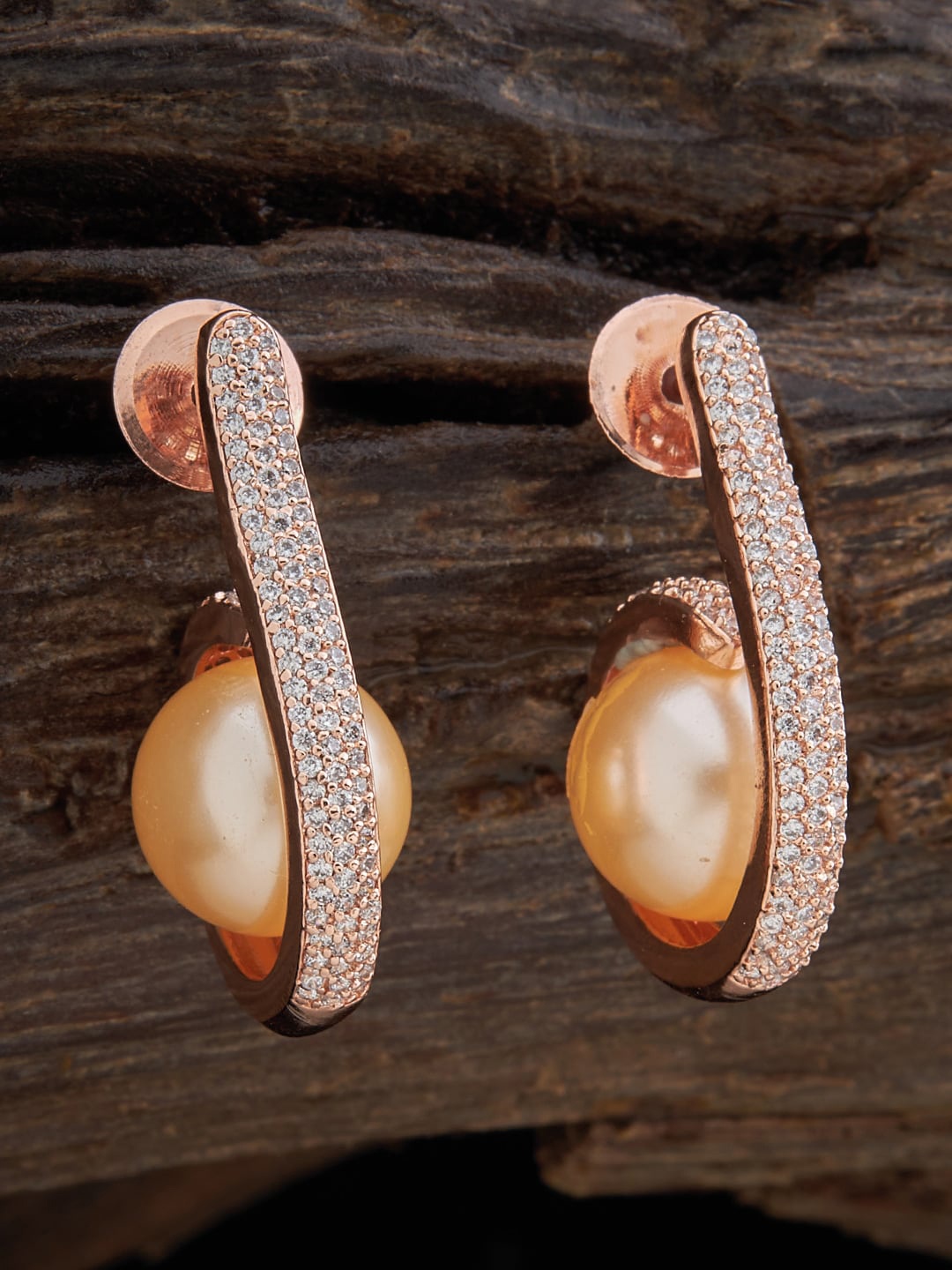 Kushal's Fashion Jewellery Rose Gold-Plated Cubic Zirconia Contemporary Drop Earrings
Kushal's Fashion Jewellery Rose Gold-Plated Cubic Zirconia Contemporary Drop Earrings