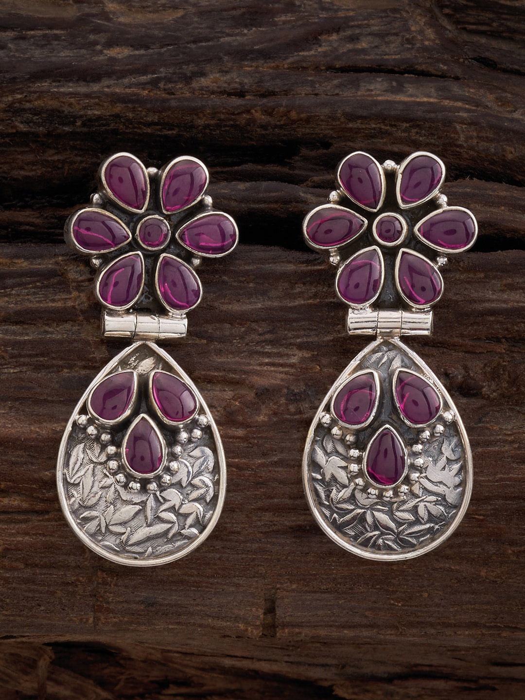 Kushal's Fashion Jewellery 92.5 Pure Silver Rhodium-Plated Classic Drop Earrings
Kushal's Fashion Jewellery 92.5 Pure Silver Rhodium-Plated Classic Drop Earrings