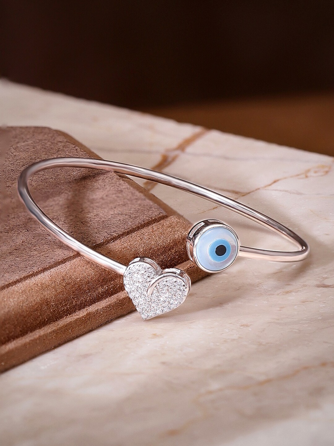 Rubans Silver 925 Sterling Silver Evil Eye Cubic Zirconia Studded Rhodium-Plated Bracelet
Rubans Silver 925 Sterling Silver Evil Eye Cubic Zirconia Studded Rhodium-Plated Bracelet