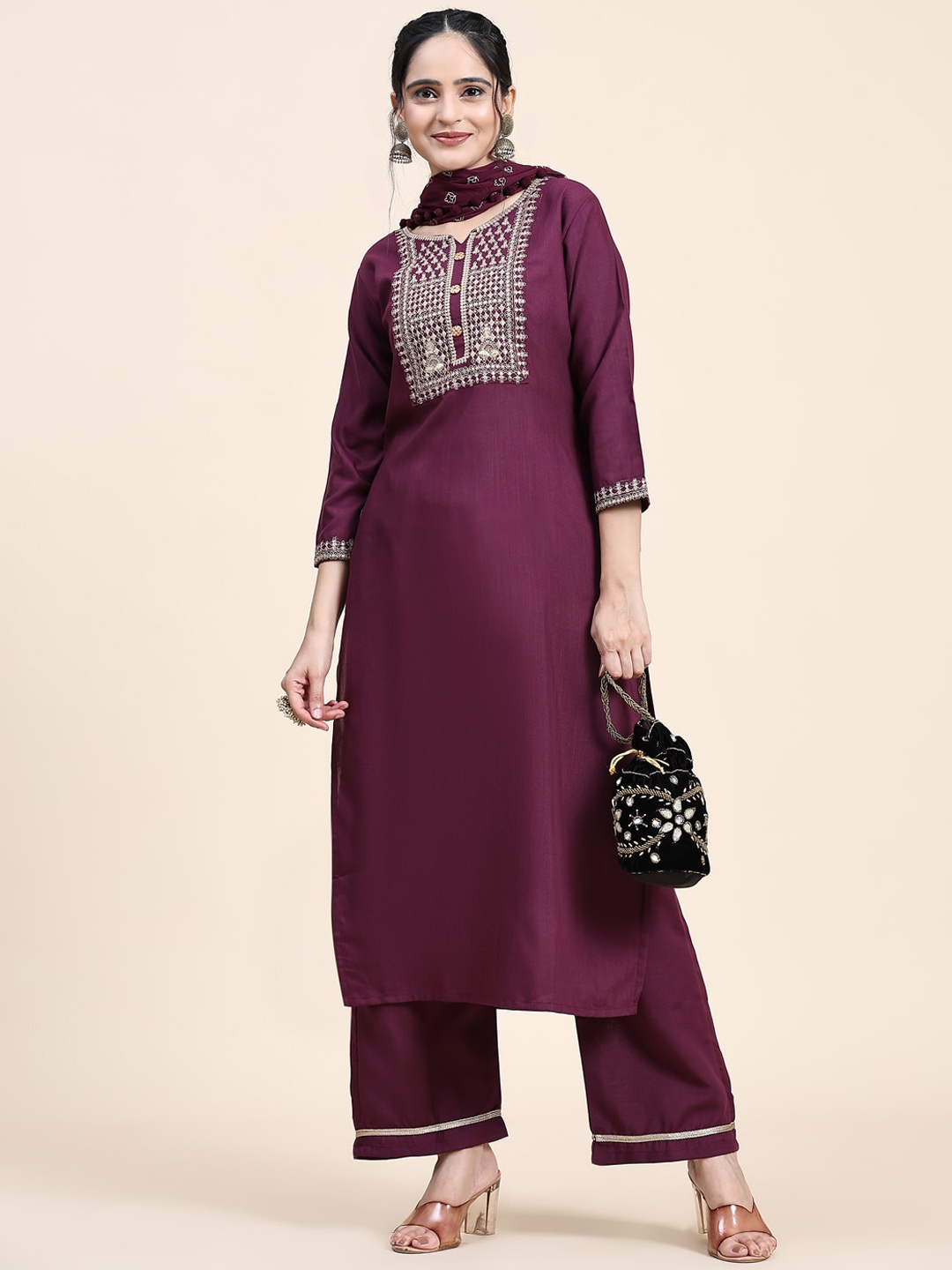 Murta Trends Ethnic Motifs Yoke Design Thread Work Straight Kurta & Trousers With Dupatta, Purple
Murta Trends Ethnic Motifs Yoke Design Thread Work Straight Kurta & Trousers With Dupatta, Purple