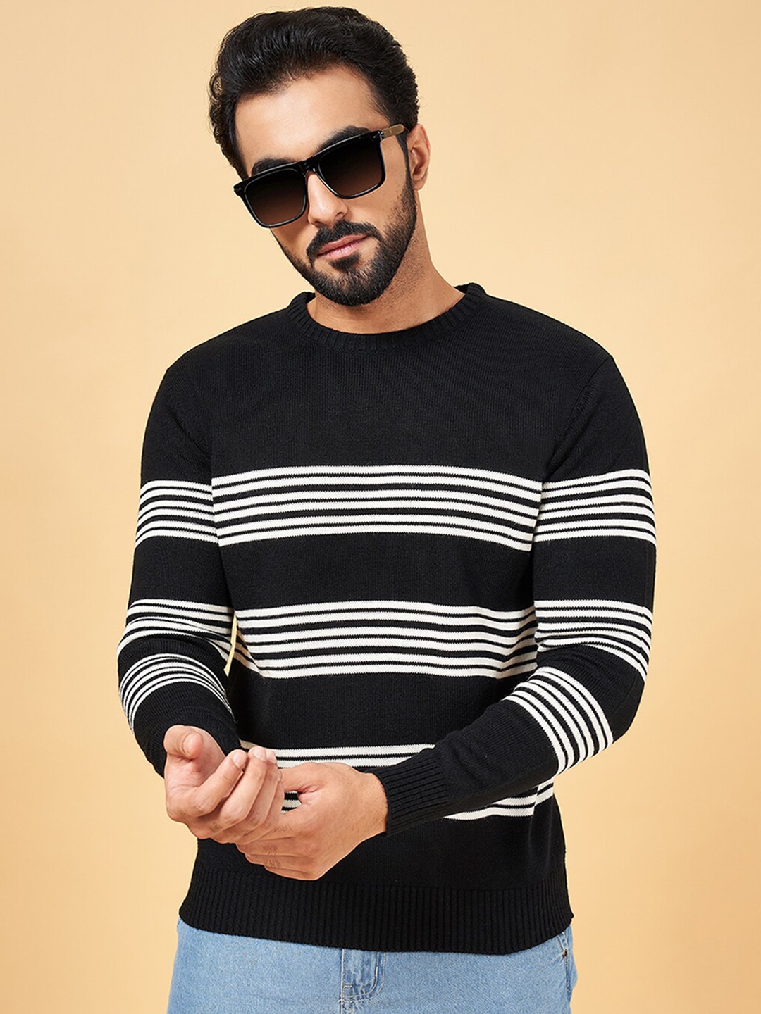 YU by Pantaloons Striped Round Neck Long Sleeve Acrylic Sweater Vest Sweaters, Black
YU by Pantaloons Striped Round Neck Long Sleeve Acrylic Sweater Vest Sweaters, Black