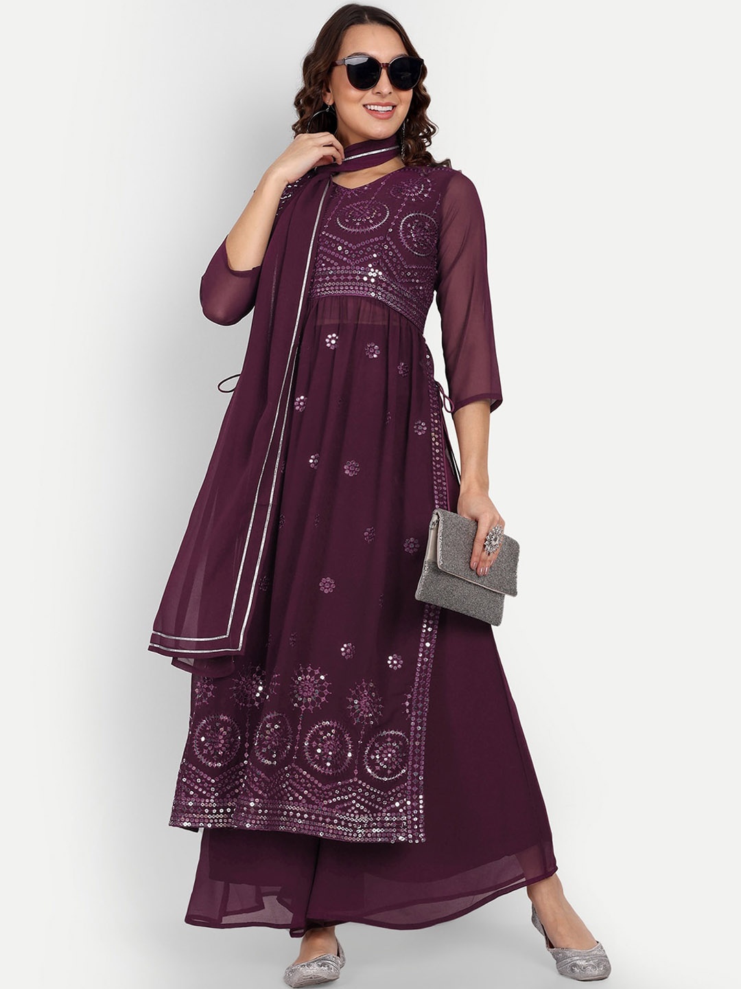 Growish Ethnic Motifs Embroidered High Slit Sequinned Kurta With Palazzos & Dupatta, Purple
Growish Ethnic Motifs Embroidered High Slit Sequinned Kurta With Palazzos & Dupatta, Purple