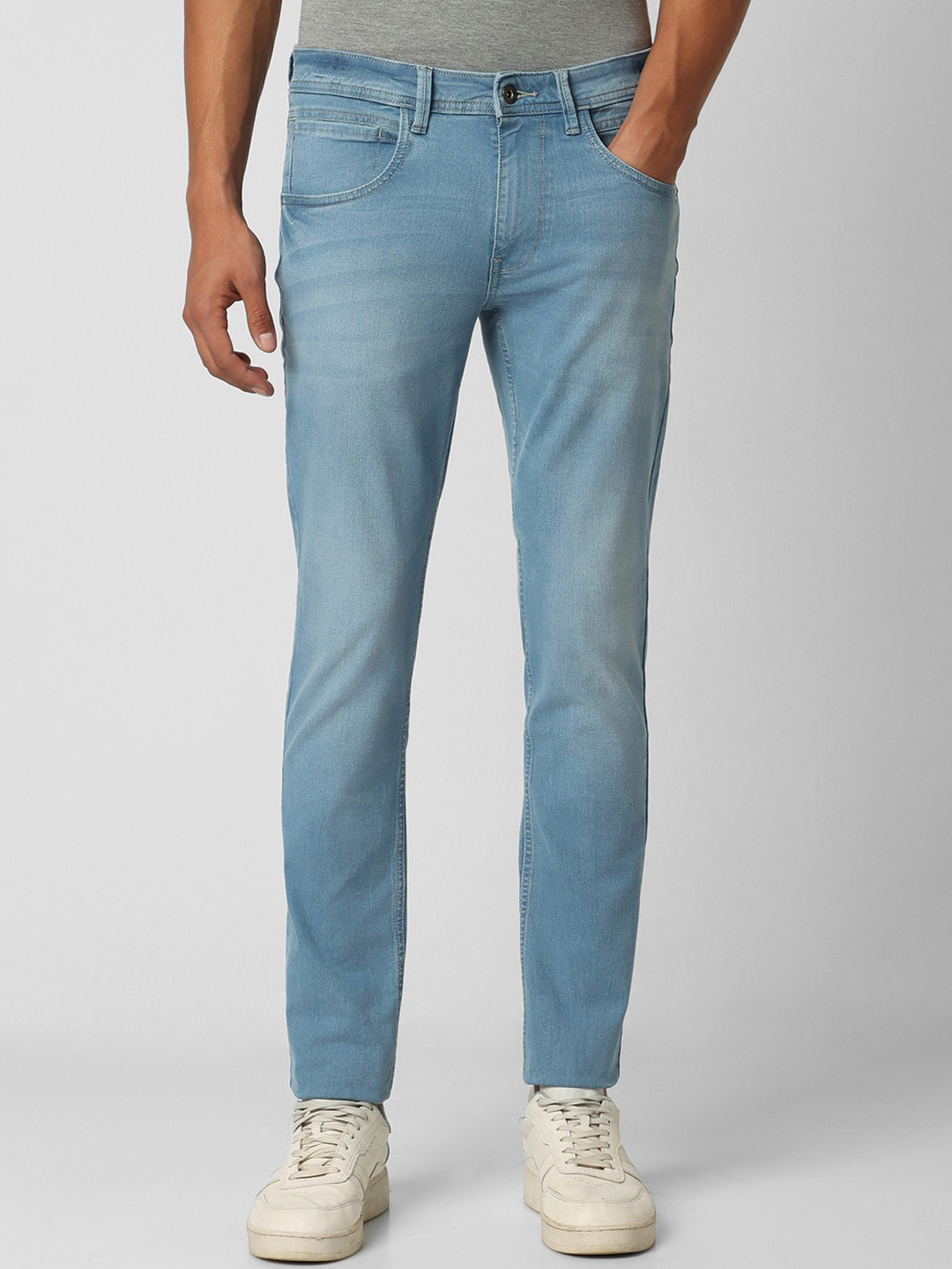 VAN HEUSEN DENIM LABS Men Slim Fit Mid-Rise Clean Look Heavy Fade Stretchable Jeans, Blue
VAN HEUSEN DENIM LABS Men Slim Fit Mid-Rise Clean Look Heavy Fade Stretchable Jeans, Blue