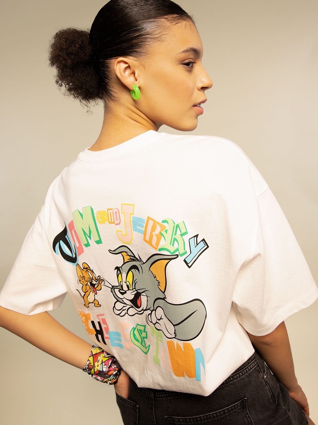 DeFacto Humour and Comic Tom & Jerry Printed Drop-Shoulder Sleeves Pure Cotton T-Shirt, White
DeFacto Humour and Comic Tom & Jerry Printed Drop-Shoulder Sleeves Pure Cotton T-Shirt, White