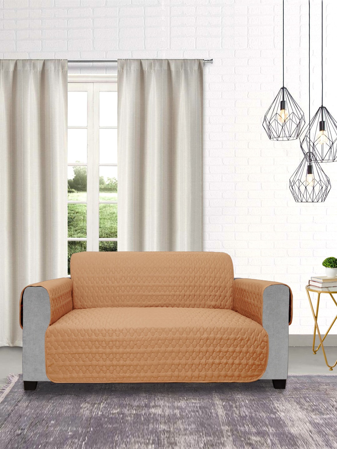 DREAM CARE Maroon & Beige Quilted Reversible 3-Seater Sofa Cover With Arms & Pockets
DREAM CARE Maroon & Beige Quilted Reversible 3-Seater Sofa Cover With Arms & Pockets