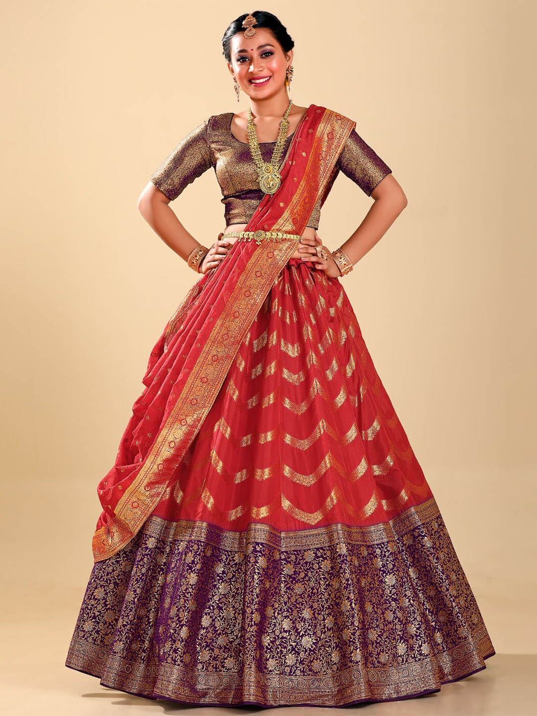 HALFSAREE STUDIO Woven Design Semi-Stitched Lehenga & Unstitched Blouse With Dupatta, Red
HALFSAREE STUDIO Woven Design Semi-Stitched Lehenga & Unstitched Blouse With Dupatta, Red