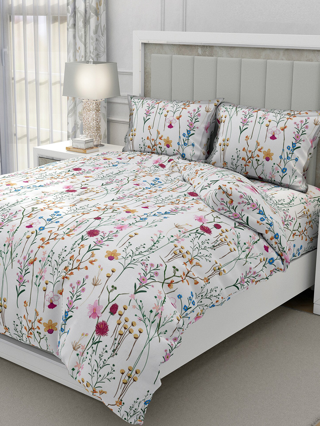 BELLA CASA Magnum Pink & White Floral Cotton 300 TC King Bedsheet with 2 Pillow Covers
BELLA CASA Magnum Pink & White Floral Cotton 300 TC King Bedsheet with 2 Pillow Covers