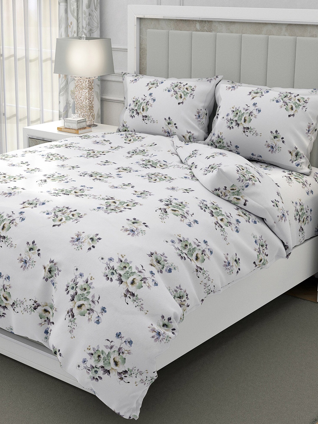 BELLA CASA Magnum White & Green Floral Cotton 300 TC King Bedsheet with 2 Pillow Covers
BELLA CASA Magnum White & Green Floral Cotton 300 TC King Bedsheet with 2 Pillow Covers