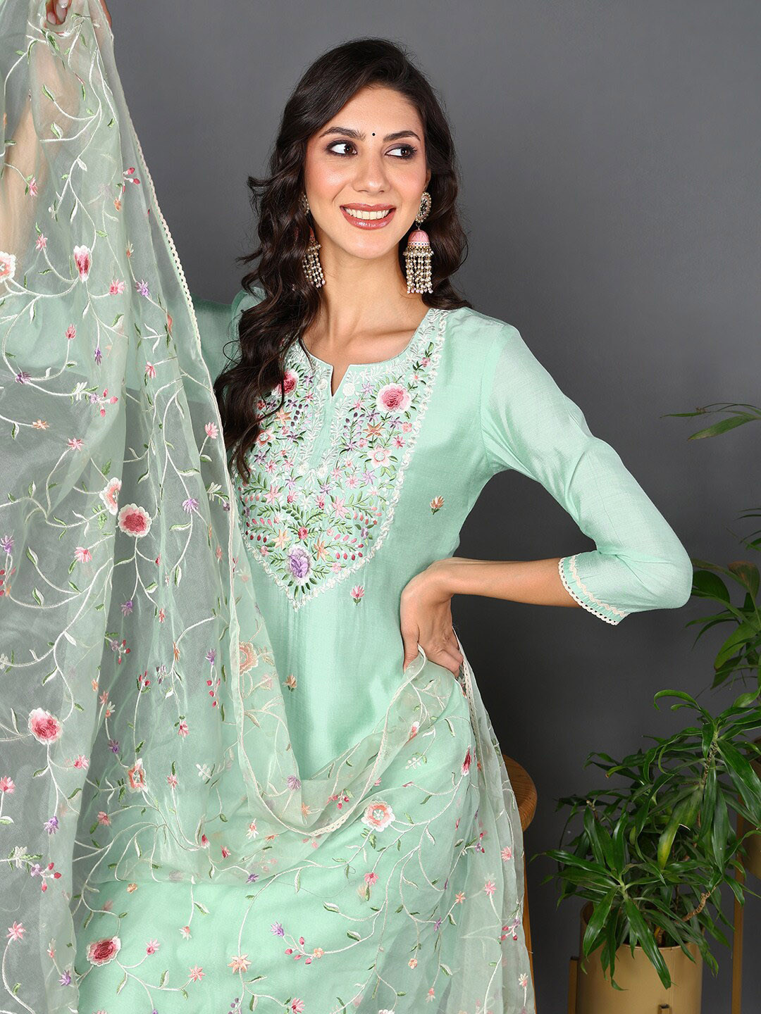 AHIKA Floral Embroidered Thread Work Kurta With Trousers & Dupatta, Green
AHIKA Floral Embroidered Thread Work Kurta With Trousers & Dupatta, Green