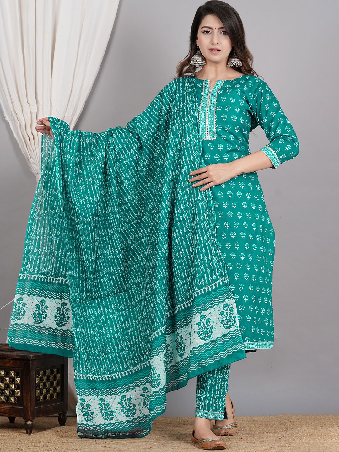 ZOYOTO Ethnic Motifs Printed Gotta Patti Pure Cotton Straight Kurta & Trouser With Dupatta, Turquoise blue
ZOYOTO Ethnic Motifs Printed Gotta Patti Pure Cotton Straight Kurta & Trouser With Dupatta, Turquoise blue