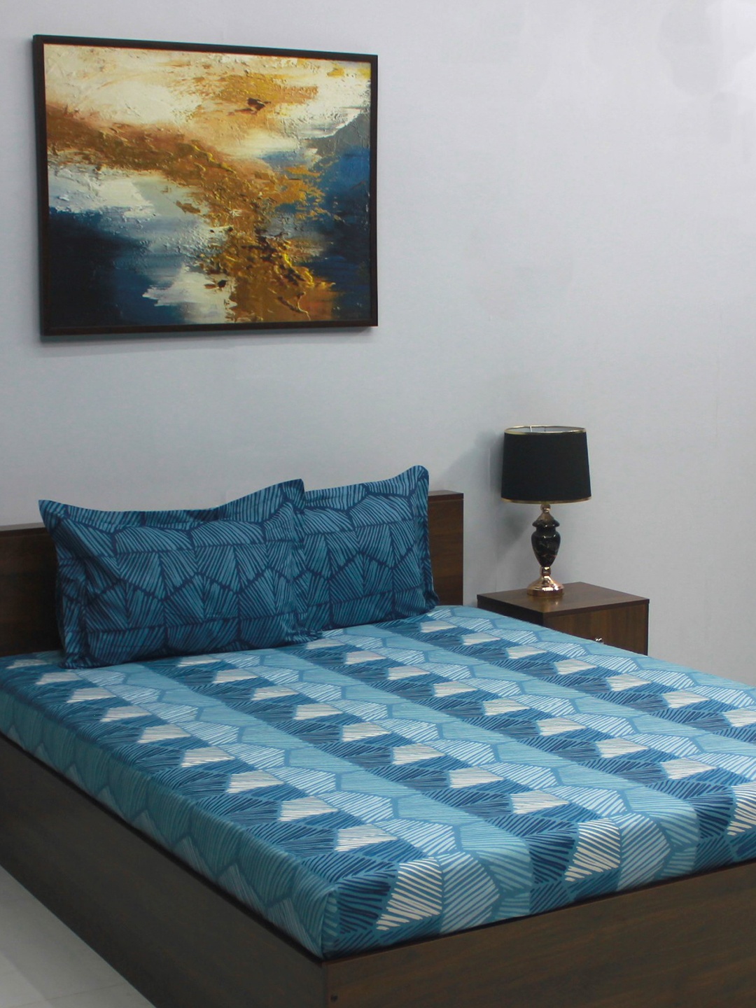 BOMBAY DYEING Glory Blue & Grey Geometric Cotton 104 TC Queen Bedsheet & 2 Pillow Covers
BOMBAY DYEING Glory Blue & Grey Geometric Cotton 104 TC Queen Bedsheet & 2 Pillow Covers