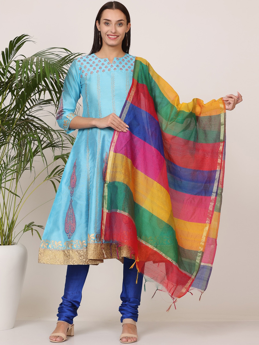 KAANCHIE NANGGIA Ethnic Motif Printed Regular Dupion Silk Kurta With Churidar & Dupatta, Turquoise blue
KAANCHIE NANGGIA Ethnic Motif Printed Regular Dupion Silk Kurta With Churidar & Dupatta, Turquoise blue