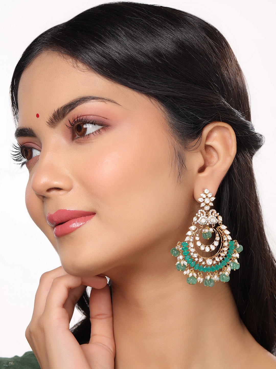 Kicky And Perky Gold-Plated Onyx Stone-Studded 925 Sterling Silver Chandbali Earring
Kicky And Perky Gold-Plated Onyx Stone-Studded 925 Sterling Silver Chandbali Earring