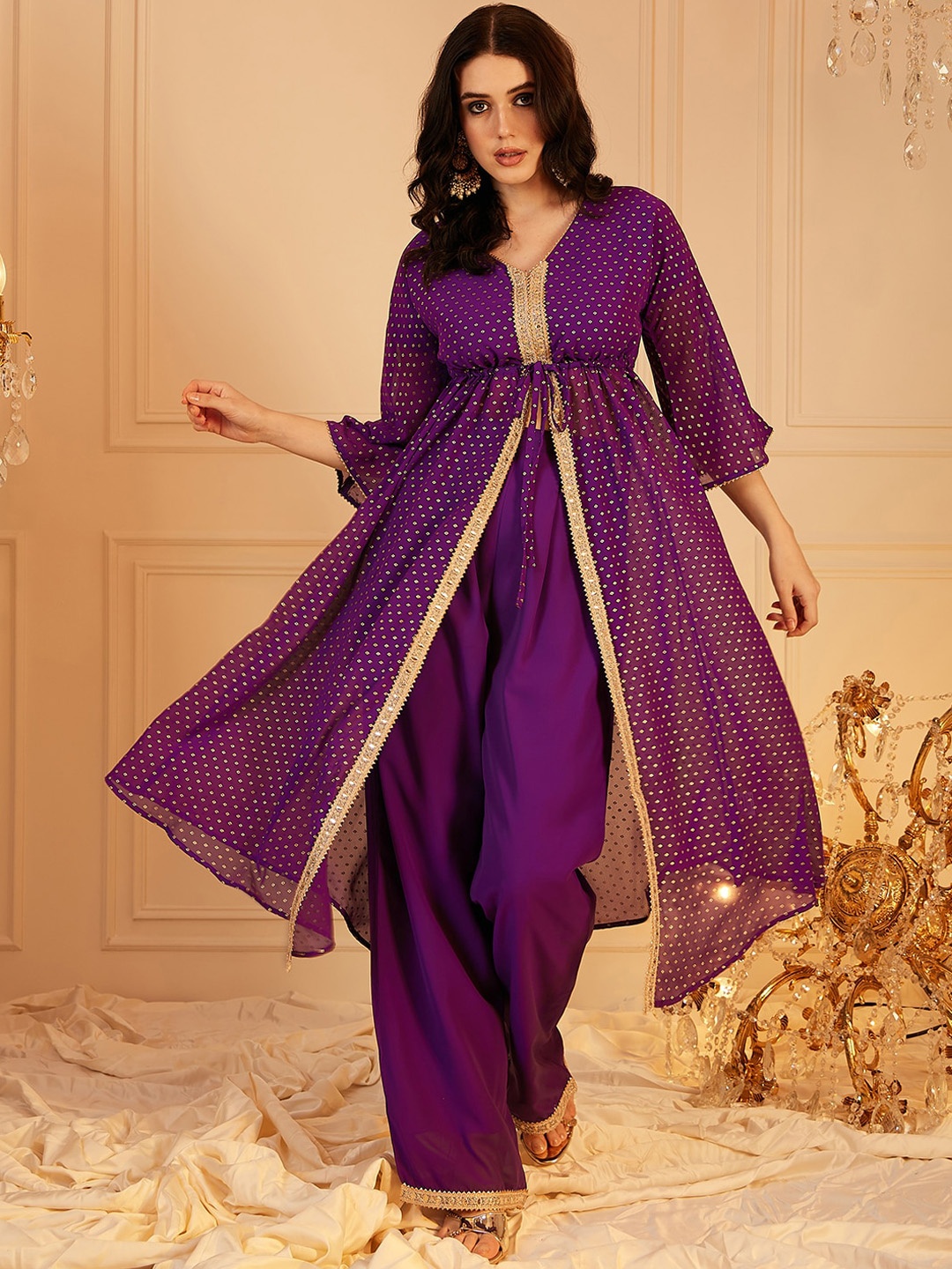 indo street Geometric Printed V-Neck Flared Sleeves High Slit A-Line Kurta & Palazzos, Purple
indo street Geometric Printed V-Neck Flared Sleeves High Slit A-Line Kurta & Palazzos, Purple