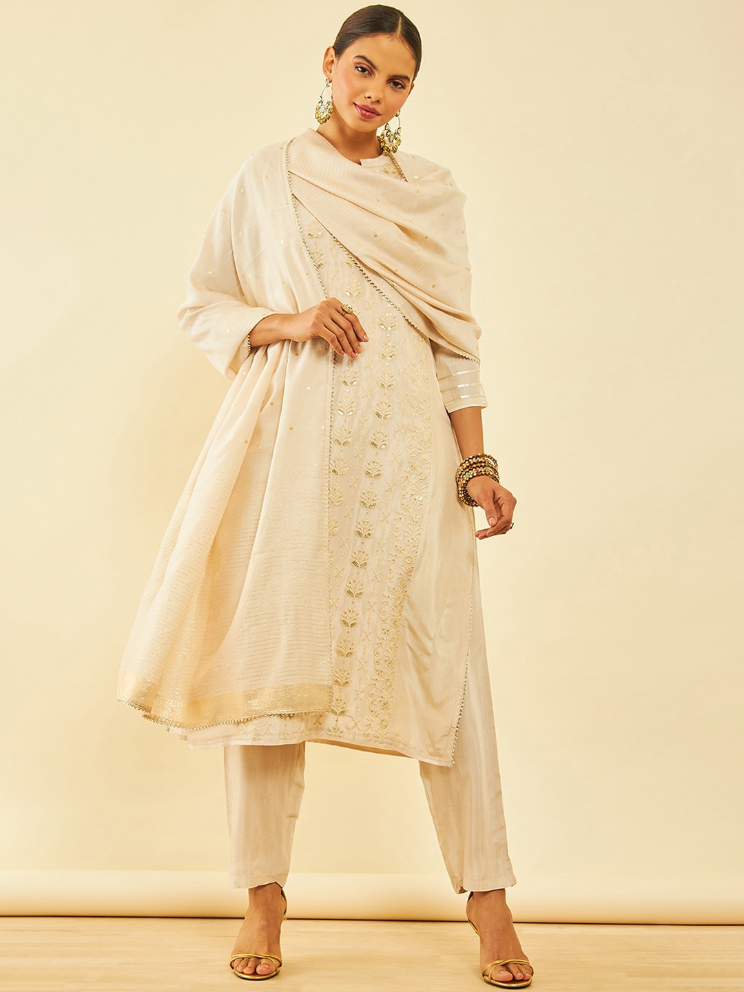 Soch Ethnic Motifs Embroidered Regular Sequinned Tussar Silk Kurta With Trousers & Dupatta, Beige
Soch Ethnic Motifs Embroidered Regular Sequinned Tussar Silk Kurta With Trousers & Dupatta, Beige