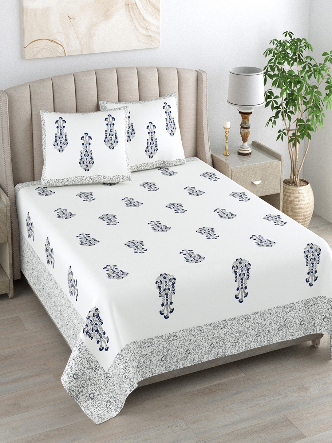 Bombay Spreads Blue & White Ethnic Motifs Cotton 180 TC King Bedsheet & 2 Pillow Covers
Bombay Spreads Blue & White Ethnic Motifs Cotton 180 TC King Bedsheet & 2 Pillow Covers
