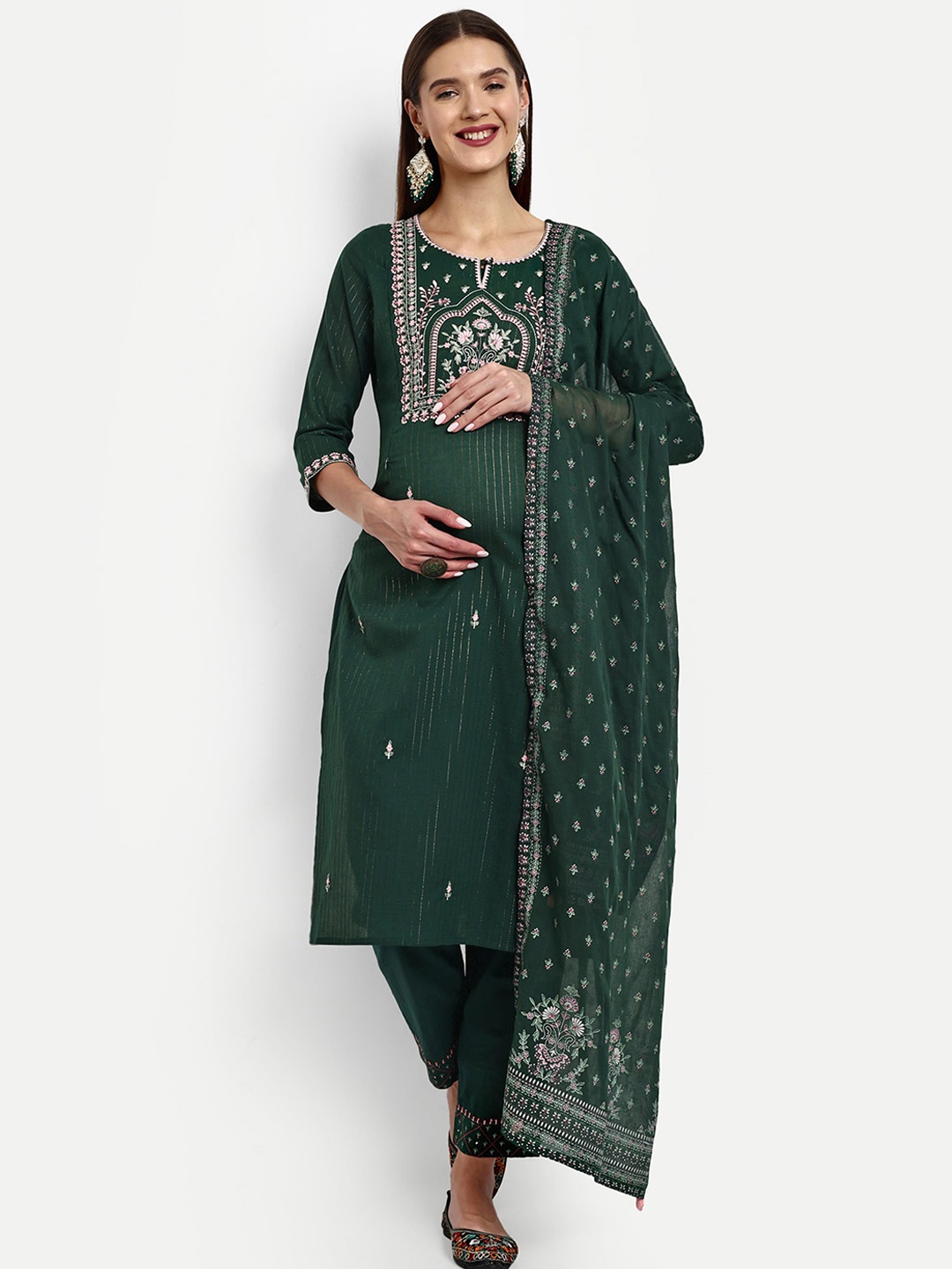 mumzhug Ethnic Motifs Yoke Design Thread Work Feeding Kurta With Trousers & Dupatta, Green
mumzhug Ethnic Motifs Yoke Design Thread Work Feeding Kurta With Trousers & Dupatta, Green