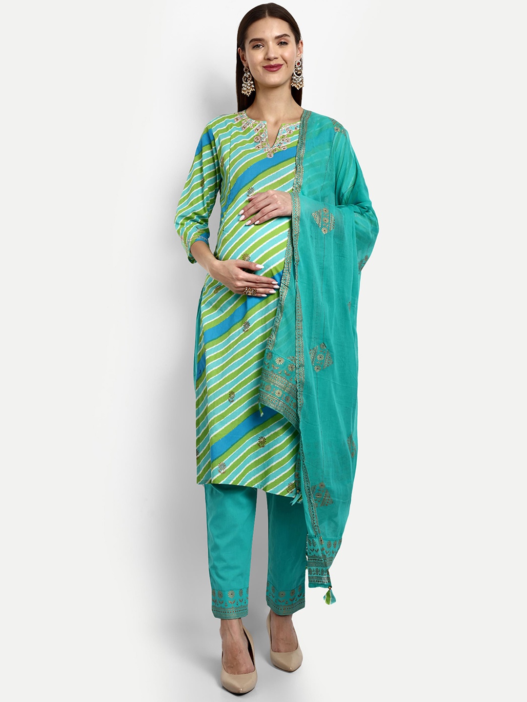 mumzhug Leheriya Printed Thread Work Pure Cotton Kurta with Trousers & Dupatta, Green
mumzhug Leheriya Printed Thread Work Pure Cotton Kurta with Trousers & Dupatta, Green