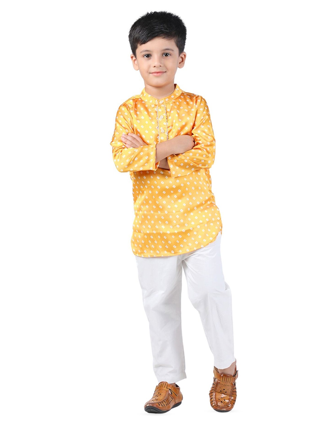 Budding Bees Boys Bandhani Printed Gotta Patti Pure Cotton Kurta with Dhoti Pants, Yellow
Budding Bees Boys Bandhani Printed Gotta Patti Pure Cotton Kurta with Dhoti Pants, Yellow