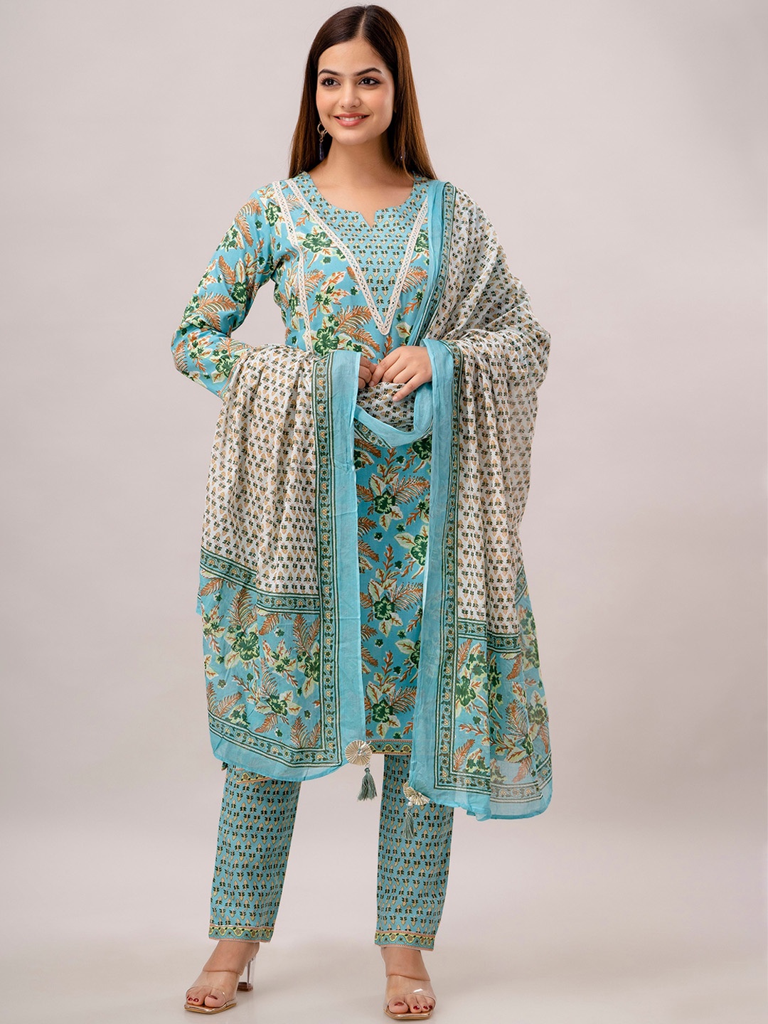KALINI Floral Printed Regular Gotta Patti Pure Cotton Kurta With Trousers & Dupatta, Green
KALINI Floral Printed Regular Gotta Patti Pure Cotton Kurta With Trousers & Dupatta, Green