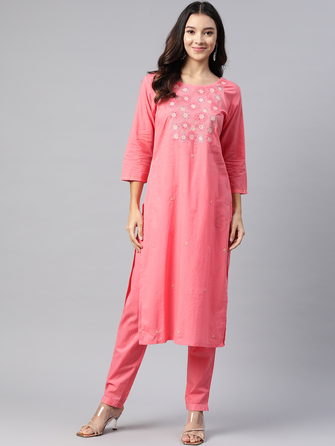 Readiprint Women Floral Embroidered Thread Work Pure Cotton Kurta with Palazzos, Peach
Readiprint Women Floral Embroidered Thread Work Pure Cotton Kurta with Palazzos, Peach