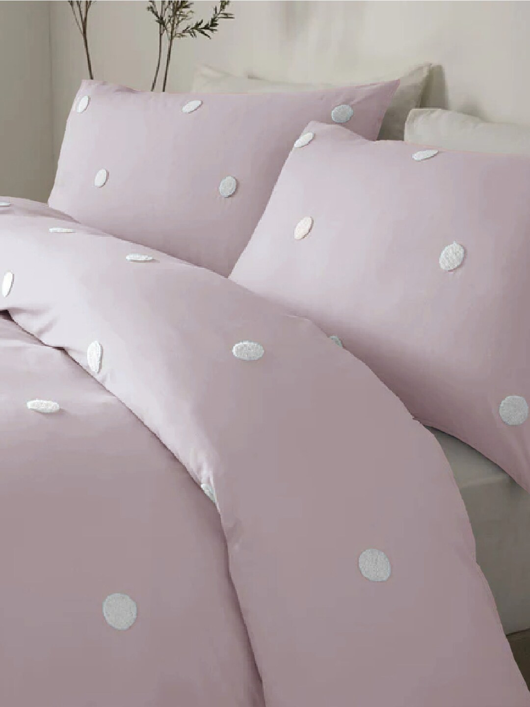 THE WHITE MOSS Pink Geometric Heavy Winter 150 GSM Single Bed Comforter & 1 Pillow Cover
THE WHITE MOSS Pink Geometric Heavy Winter 150 GSM Single Bed Comforter & 1 Pillow Cover
