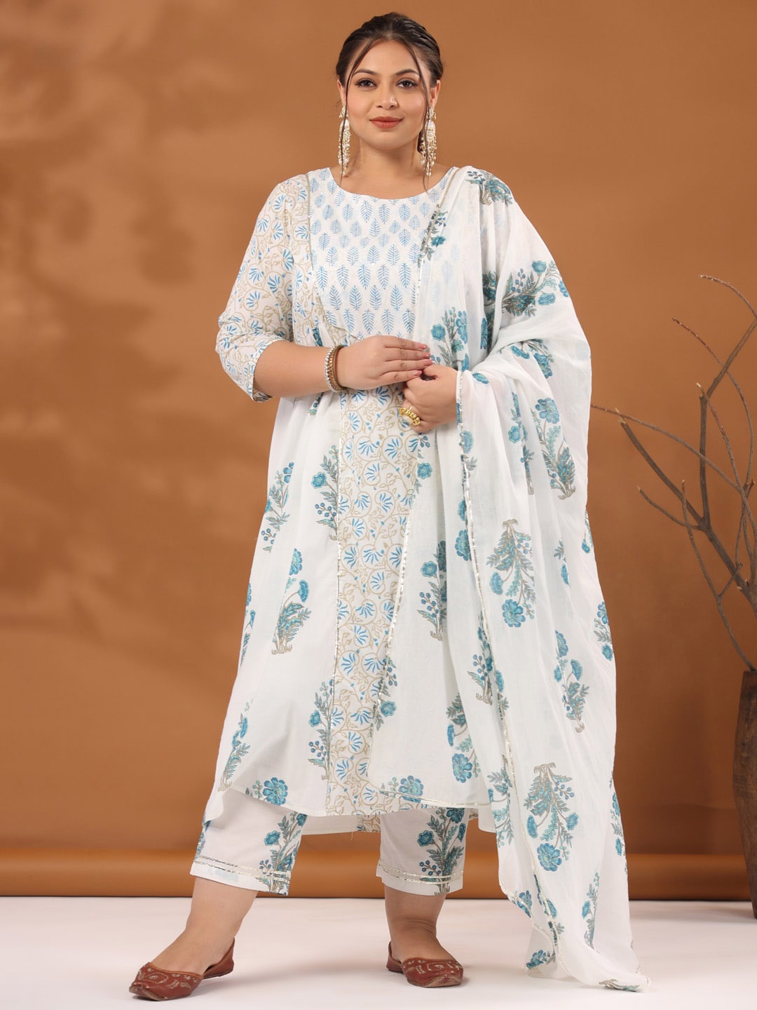 Jaipur Kurti Plus Size Printed Gotta Patti Pure Cotton Kurta with Trousers & Dupatta, White
Jaipur Kurti Plus Size Printed Gotta Patti Pure Cotton Kurta with Trousers & Dupatta, White