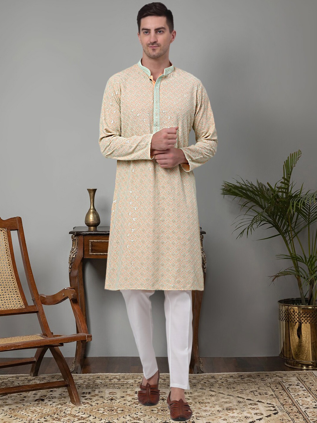 Jompers Ethnic Motifs Embroidered Mandarin Collar Chikankari Cotton Straight Kurta, Peach
Jompers Ethnic Motifs Embroidered Mandarin Collar Chikankari Cotton Straight Kurta, Peach