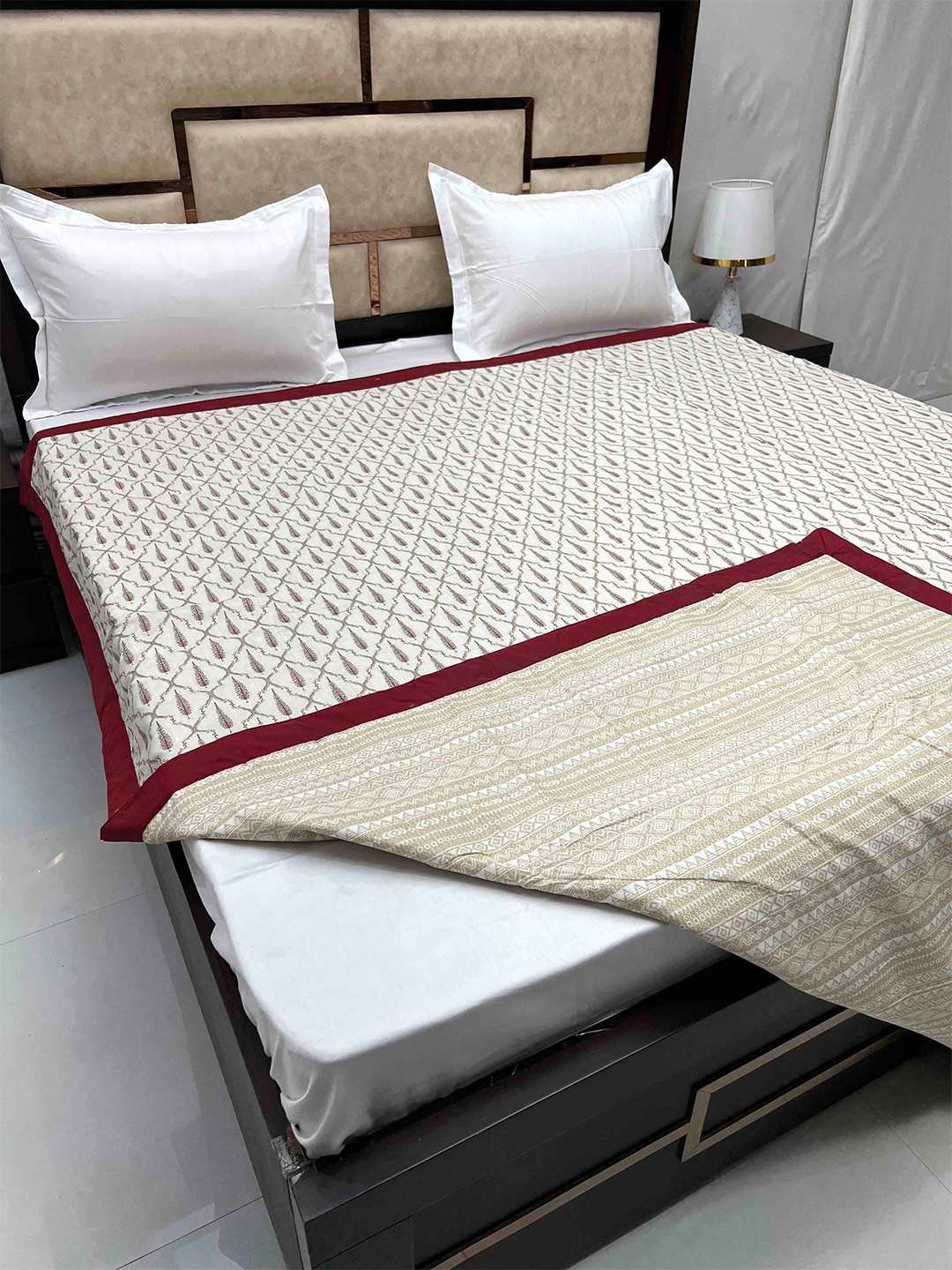 Pure Decor Silken White & Beige Ethnic Cotton AC Room 300 GSM Reversible Double Bed Dohar
Pure Decor Silken White & Beige Ethnic Cotton AC Room 300 GSM Reversible Double Bed Dohar