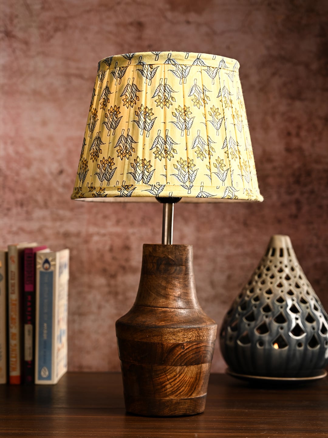green girgit Yellow & Brown Wooden FrikinTable Lamp With Pleated Printed Taper Shade
green girgit Yellow & Brown Wooden FrikinTable Lamp With Pleated Printed Taper Shade