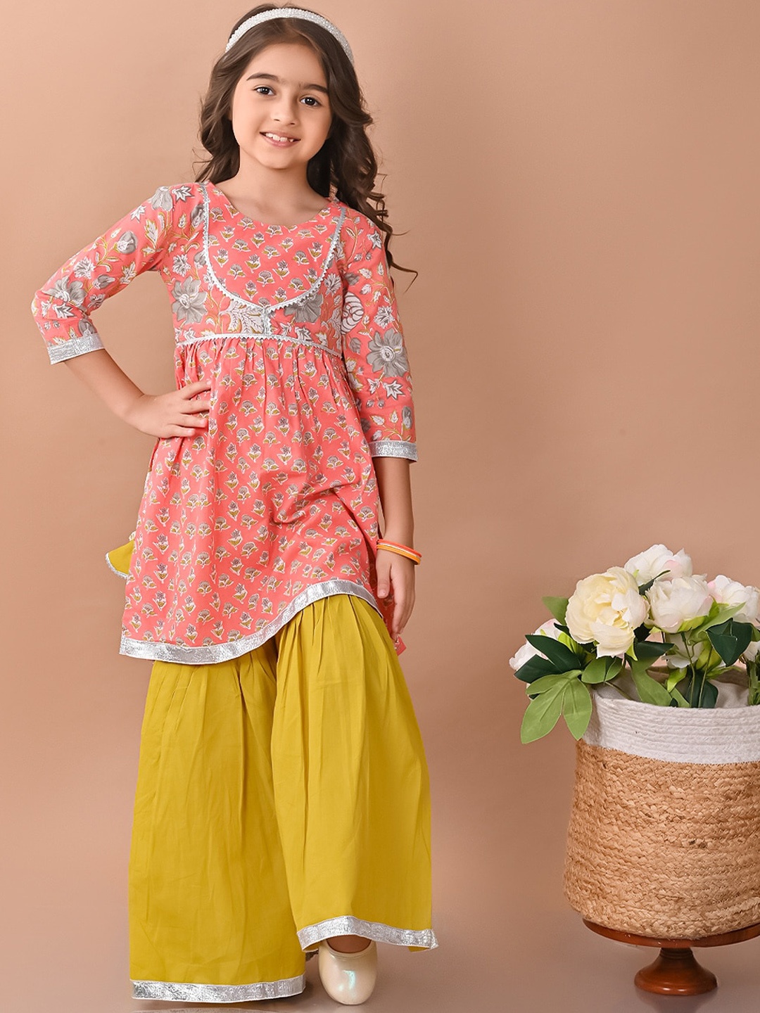 LilPicks Girls Ethnic Motifs Printed Gotta Patti Pure Cotton Straight Kurta with Sharara, Peach
LilPicks Girls Ethnic Motifs Printed Gotta Patti Pure Cotton Straight Kurta with Sharara, Peach