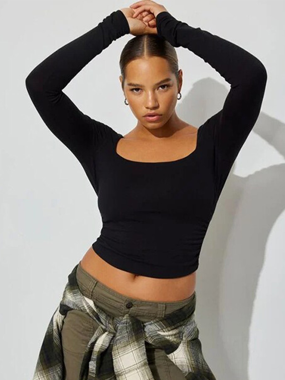 StyleCast Black Scoop Neck Tank Crop Top