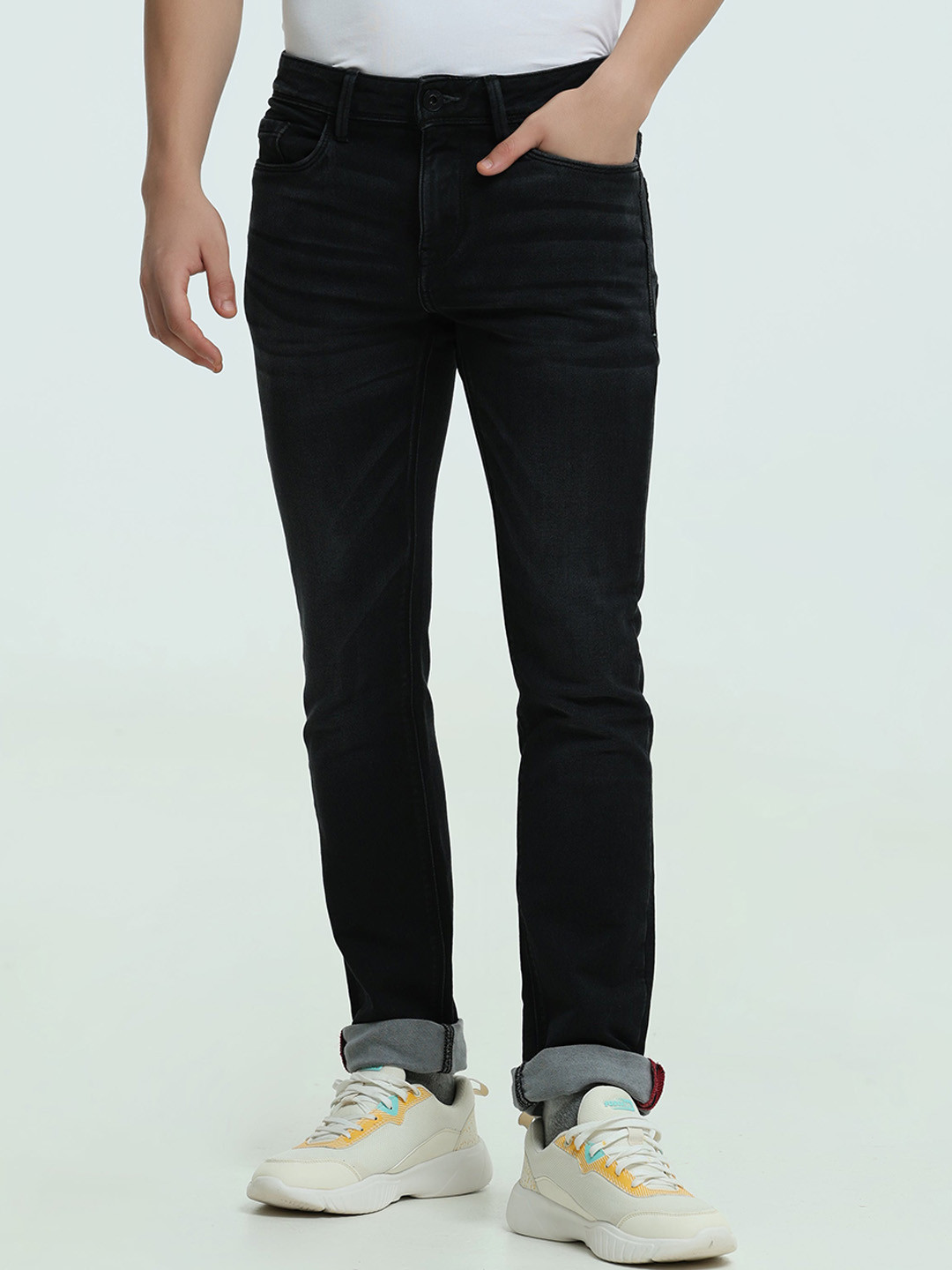 TURMS Men 30 Days No Wash Anti-Stain Anti-Odour Stretchable Tech Jeans, Black
TURMS Men 30 Days No Wash Anti-Stain Anti-Odour Stretchable Tech Jeans, Black