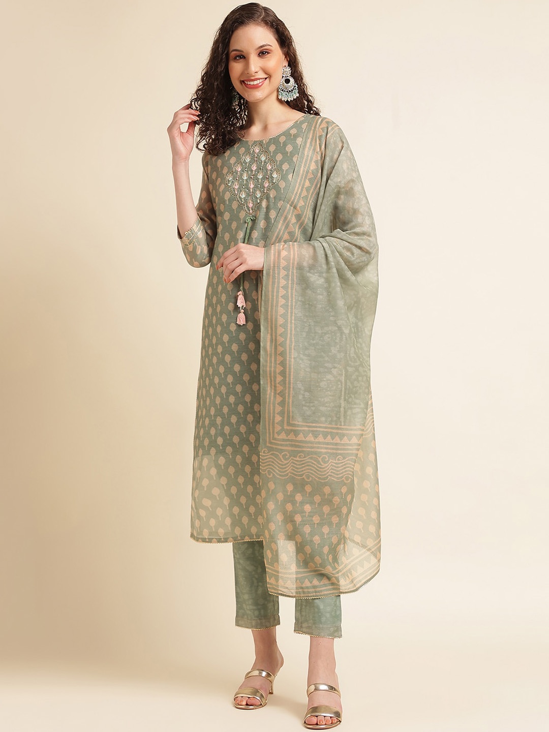 NAINVISH Ethnic Motifs Printed Thread Work Cotton Silk Kurta With Trousers & Dupatta, Green
NAINVISH Ethnic Motifs Printed Thread Work Cotton Silk Kurta With Trousers & Dupatta, Green