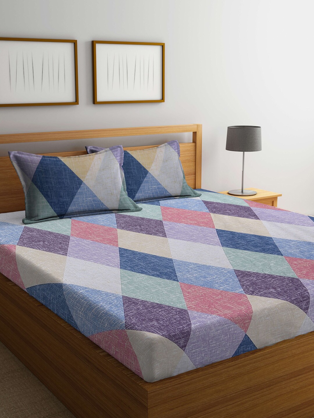 BOMBAY DYEING Blue & Pink Geometric Cotton 104 TC King Bedsheet with 2 Pillow Covers
BOMBAY DYEING Blue & Pink Geometric Cotton 104 TC King Bedsheet with 2 Pillow Covers