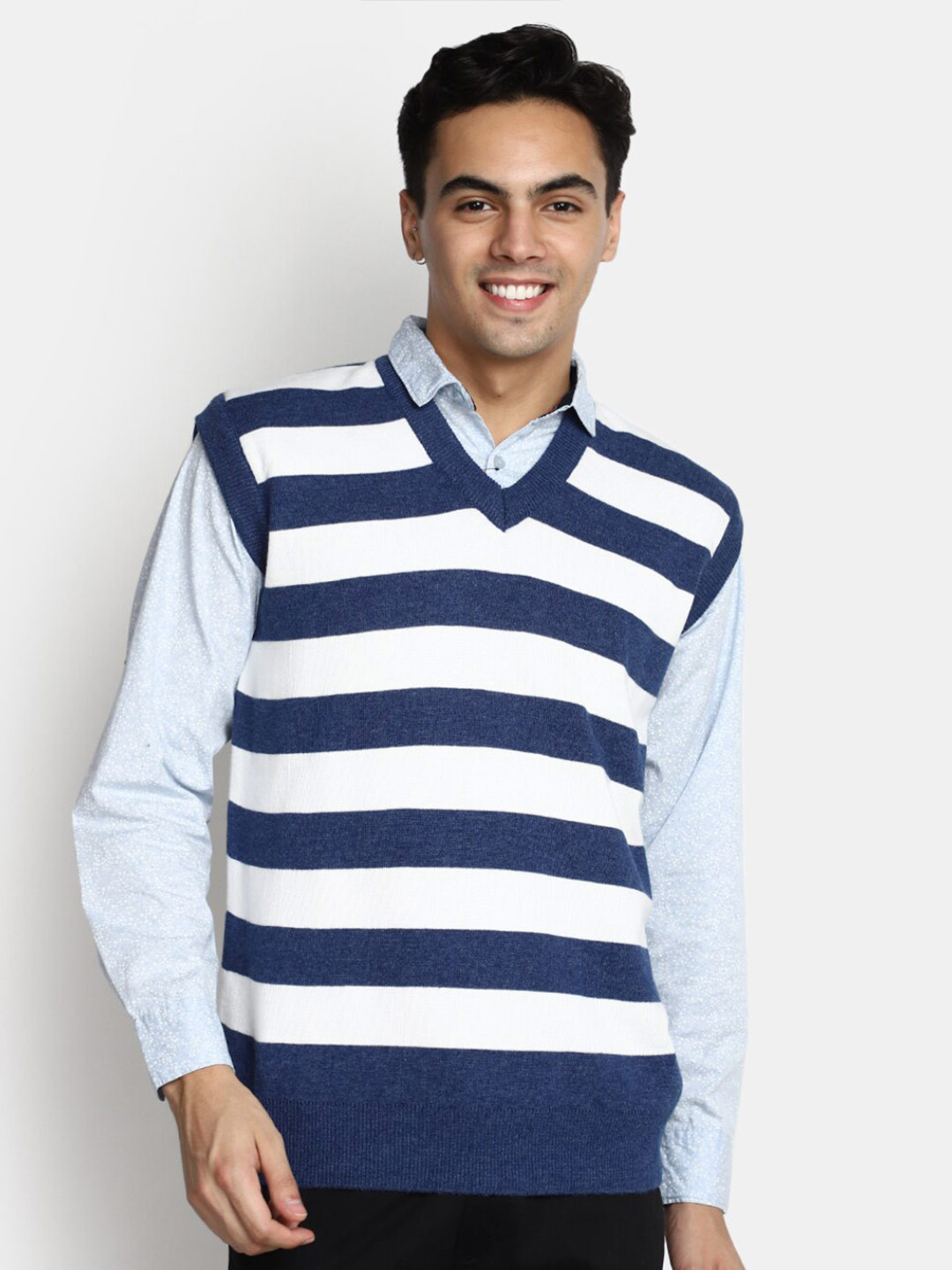V-Mart Striped V-Neck Cotton Sweater Vest, Navy blue
V-Mart Striped V-Neck Cotton Sweater Vest, Navy blue
