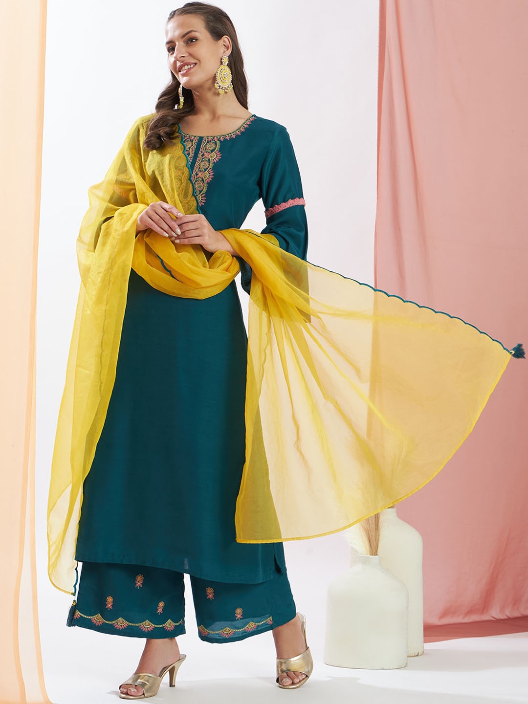HEEPOSH Floral Yoke Design Regular Thread Work Organza Kurta With Palazzos & Dupatta, Teal
HEEPOSH Floral Yoke Design Regular Thread Work Organza Kurta With Palazzos & Dupatta, Teal