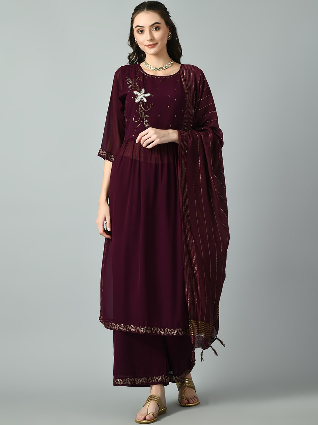 DesiNoor.com Floral Embroidered A-line Kurta With Palazzos & Dupatta, Burgundy
DesiNoor.com Floral Embroidered A-line Kurta With Palazzos & Dupatta, Burgundy