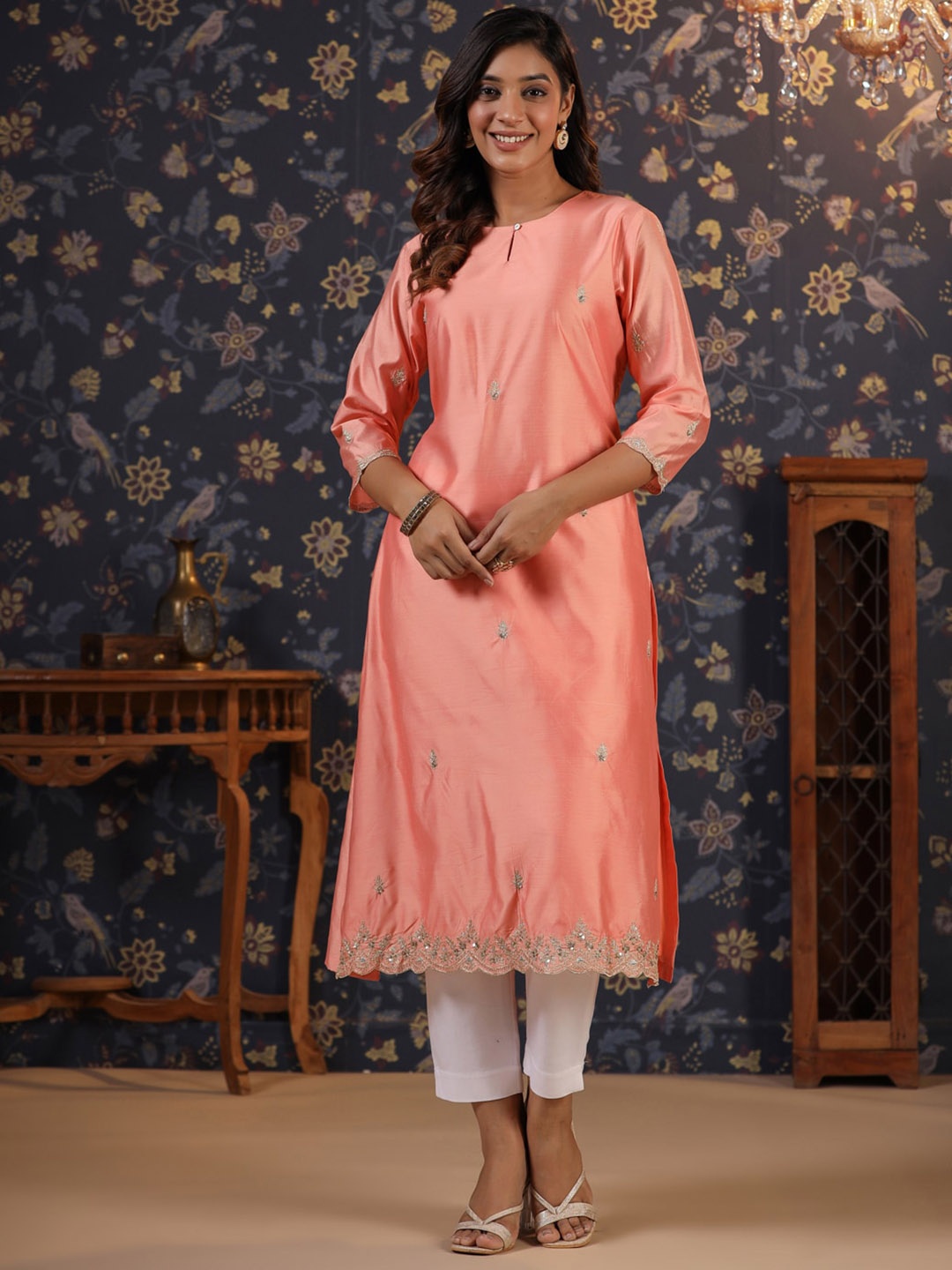 House of Pataudi Floral Embroidered Keyhole Neck Sequined Chanderi Cotton Straight Kurta, Coral
House of Pataudi Floral Embroidered Keyhole Neck Sequined Chanderi Cotton Straight Kurta, Coral