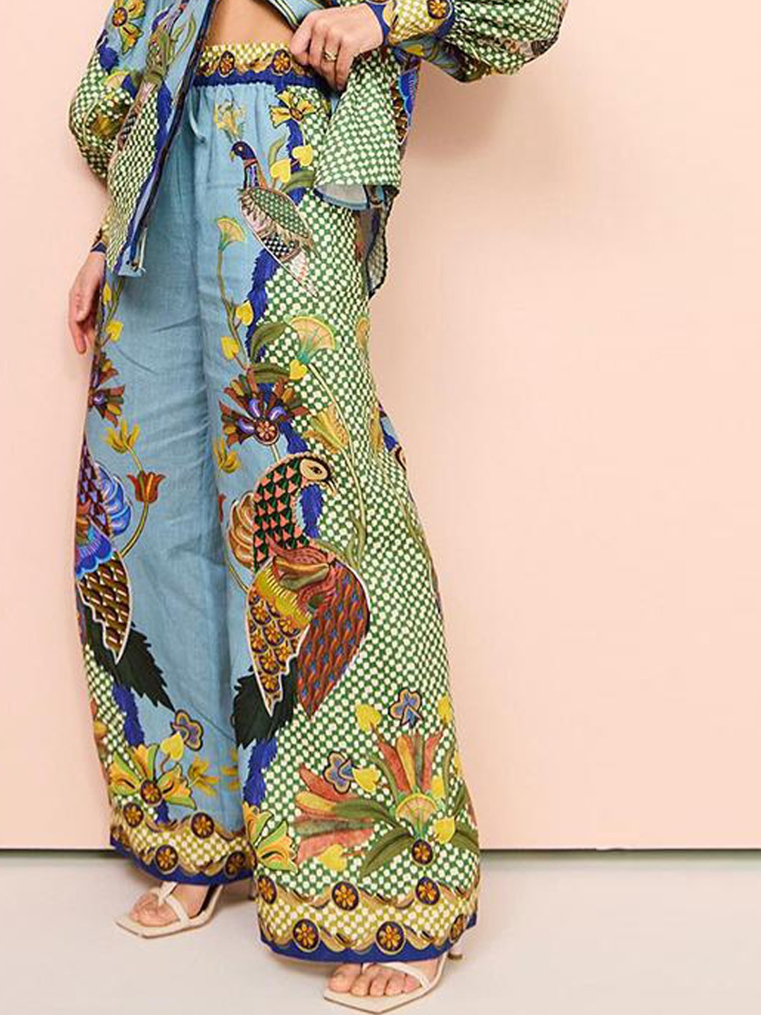 StyleCast Women Green Ethnic Motifs Printed Loose Fit Wrinkle Free Parallel Trousers
StyleCast Women Green Ethnic Motifs Printed Loose Fit Wrinkle Free Parallel Trousers