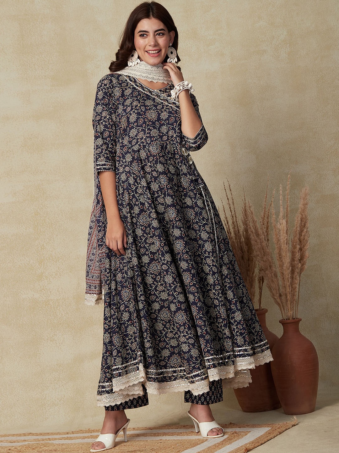 FASHOR Floral Printed V-Neck Gotta Patti Pure Cotton Anarkali Kurta & Trouser With Dupatta, Navy blue
FASHOR Floral Printed V-Neck Gotta Patti Pure Cotton Anarkali Kurta & Trouser With Dupatta, Navy blue