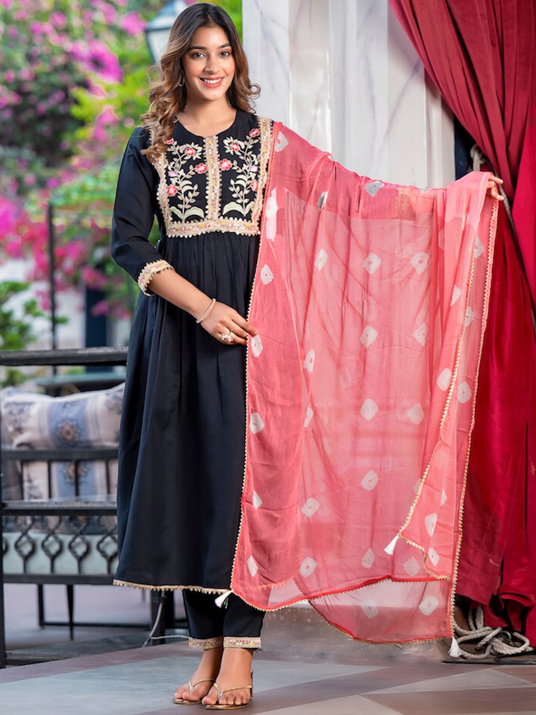Hatheli Ethnic Motifs Yoke Design Thread Work Pleated A-Line Kurta With Trousers & Dupatta, Black
Hatheli Ethnic Motifs Yoke Design Thread Work Pleated A-Line Kurta With Trousers & Dupatta, Black