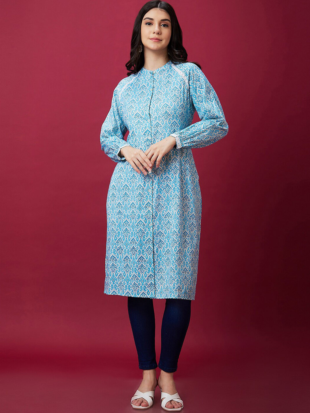 Globus Off White Ethnic Motifs Printed Lace Detailed Mandarin Collar Pure Cotton Kurta
Globus Off White Ethnic Motifs Printed Lace Detailed Mandarin Collar Pure Cotton Kurta