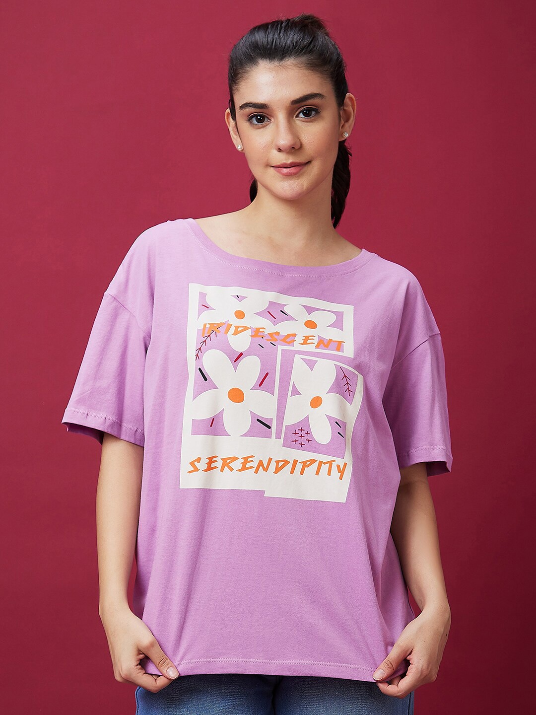 Globus Floral Printed Drop Shoulder Sleeves Pure Cotton Oversized Fit T-shirt, Lavender
Globus Floral Printed Drop Shoulder Sleeves Pure Cotton Oversized Fit T-shirt, Lavender