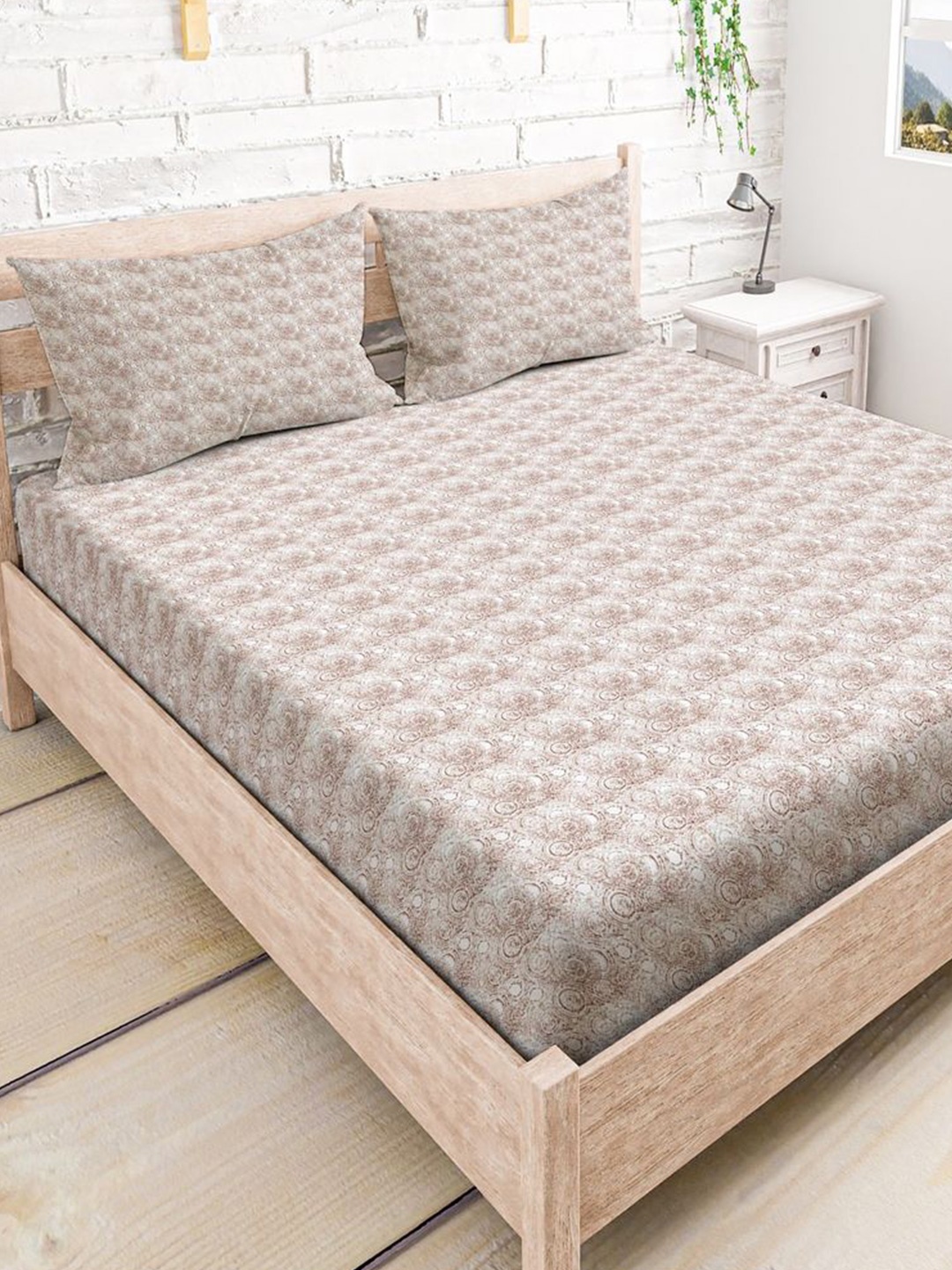 MAYFAIR HOMES LONDON Brown & White Abstract 210 TC King Bedsheet With 2 Pillow Covers
MAYFAIR HOMES LONDON Brown & White Abstract 210 TC King Bedsheet With 2 Pillow Covers