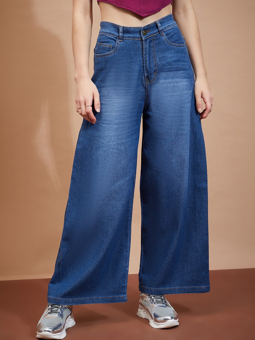 River Of Design Jeans Women Wide Leg High-Rise Light Fade Clean Look Stretchable Jeans, Blue
River Of Design Jeans Women Wide Leg High-Rise Light Fade Clean Look Stretchable Jeans, Blue