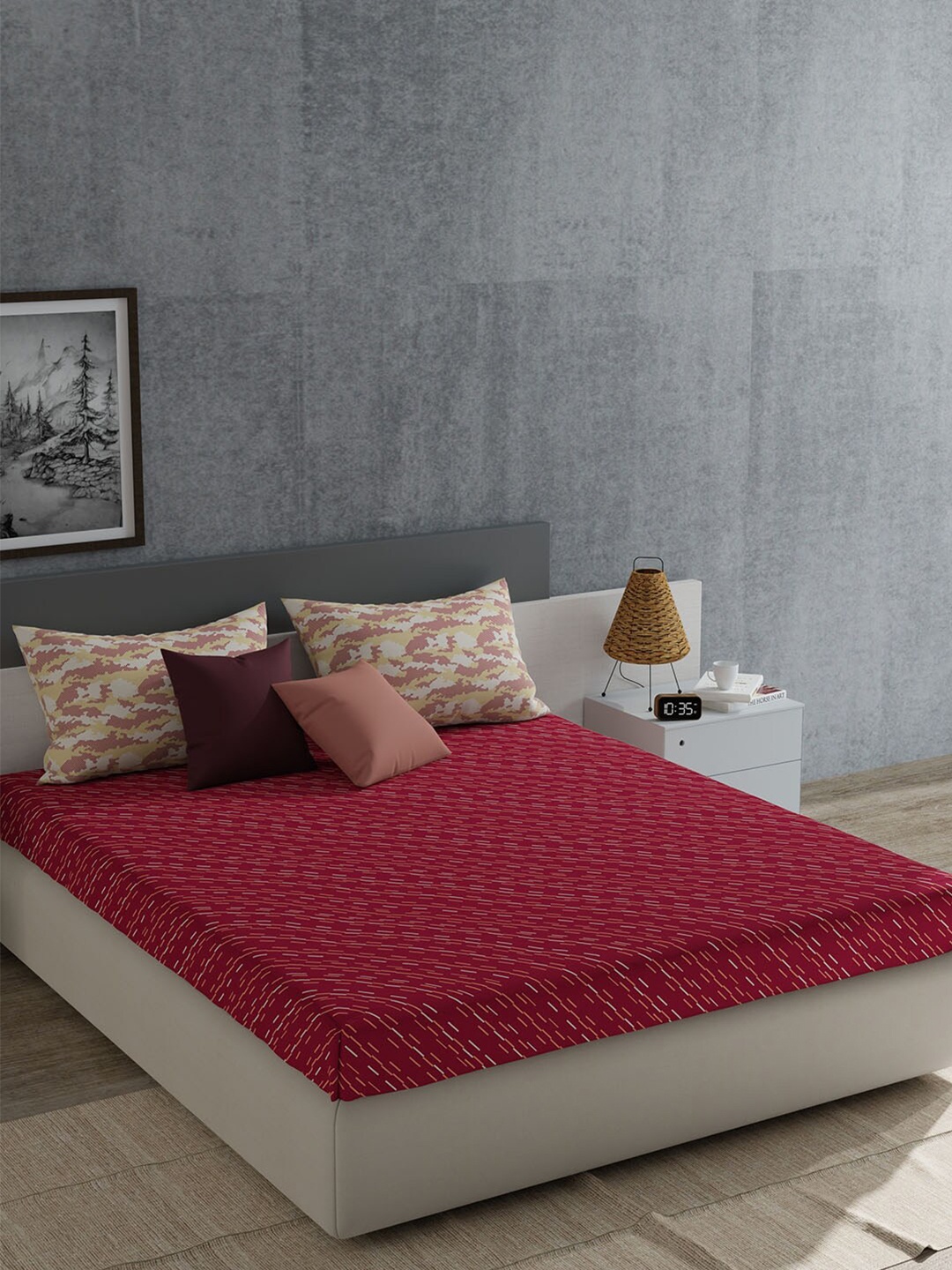 MYTRIDENT Everyday Red & White Geometric Cotton 120 TC Queen Bedsheet with 2 Pillow Covers
MYTRIDENT Everyday Red & White Geometric Cotton 120 TC Queen Bedsheet with 2 Pillow Covers